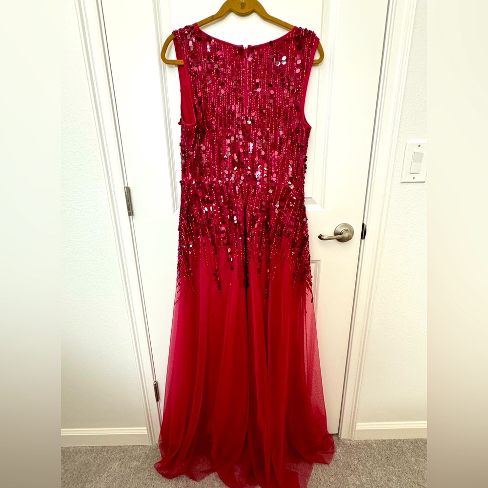 Adrianna Papell Elegant Red Sequin Evening Gown